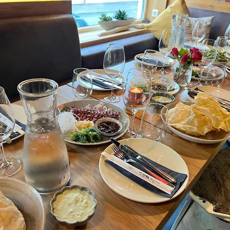 Hotell Arctic Nordkapp *